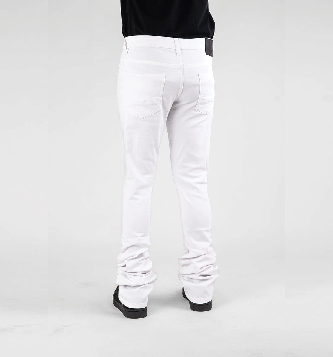 Stacked White DZTR